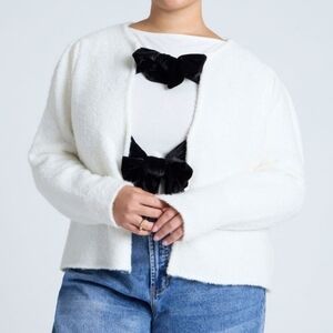 EUC Eloquii Boucle Bow Closure Cardigan